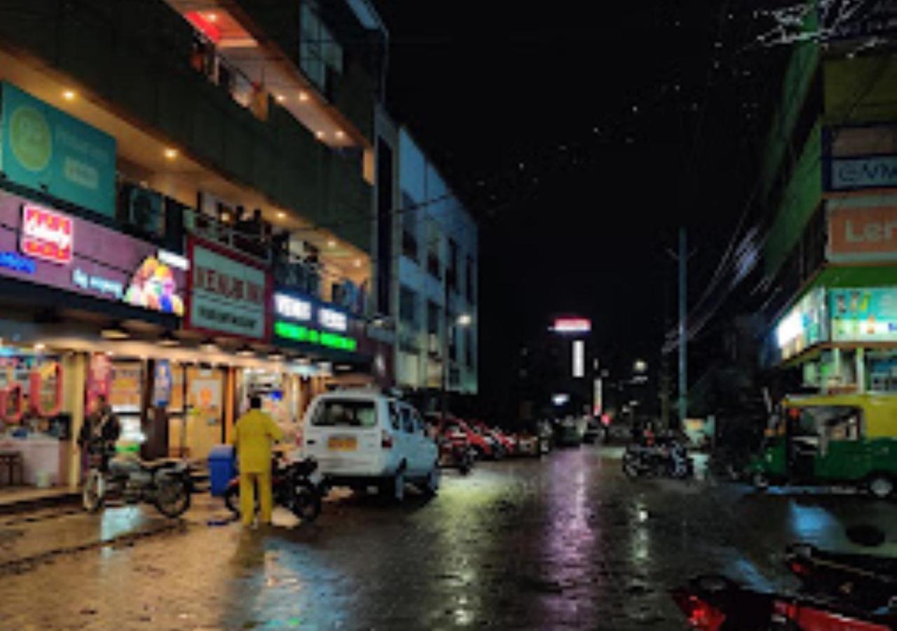 Hotel Venus Inn Bhubaneshwar Bhubaneswar Bagian luar foto